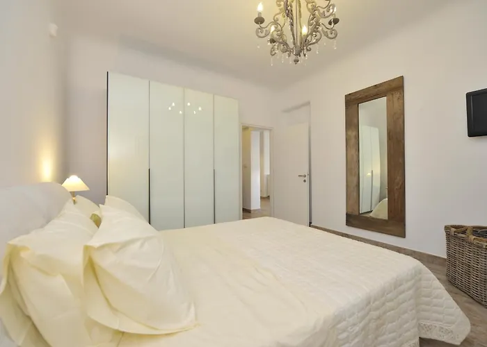 Chrysalis Nature 3 *