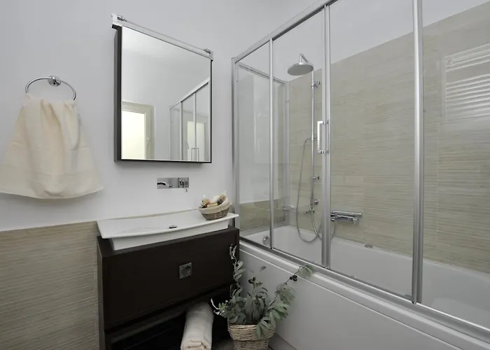 Chrysalis Nature 3 * パロス島